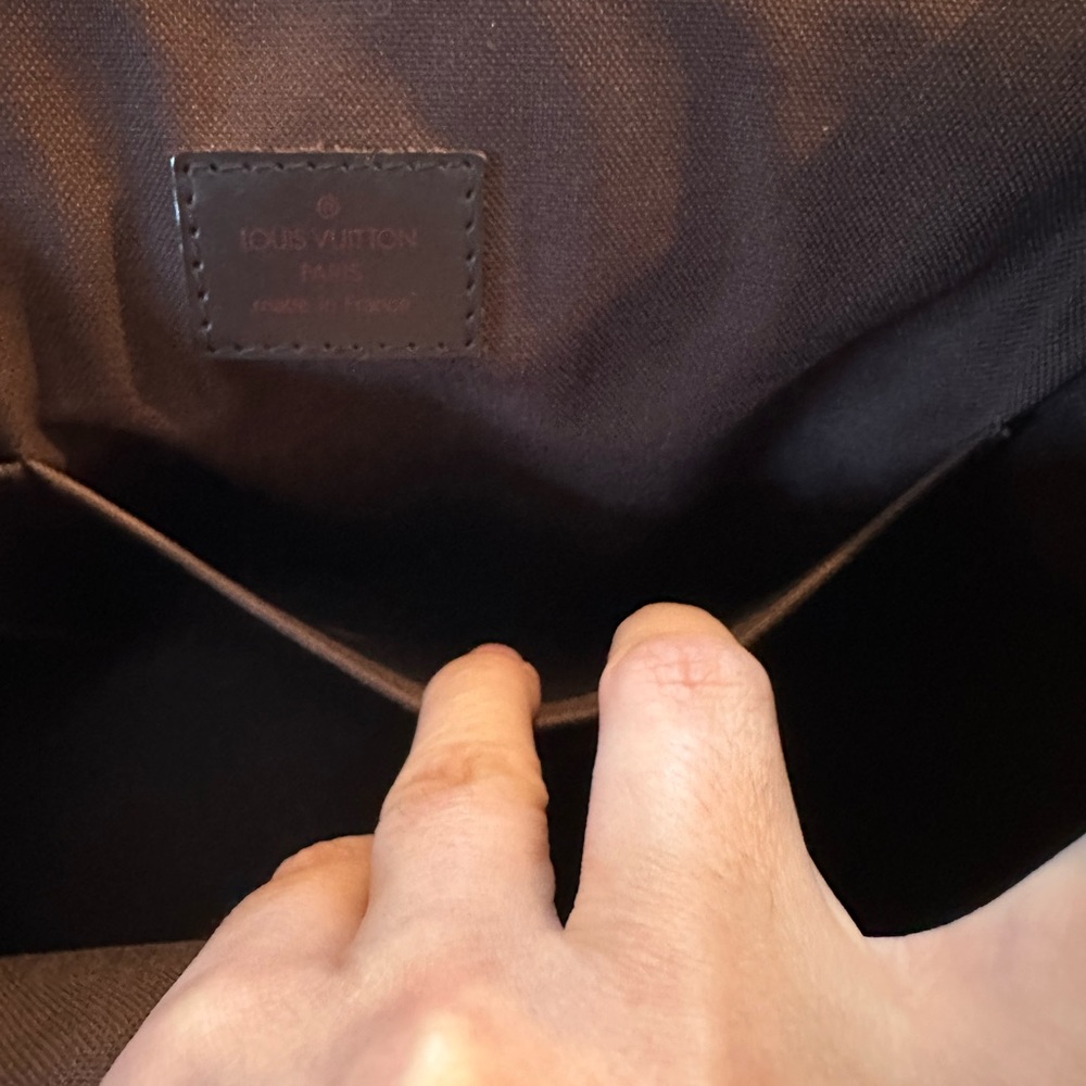 Louis Vuitton Reporter Melville~Vintage - Picture 9 of 14